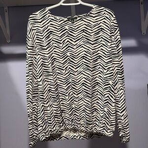 Alfani Size Medium Black and White Top